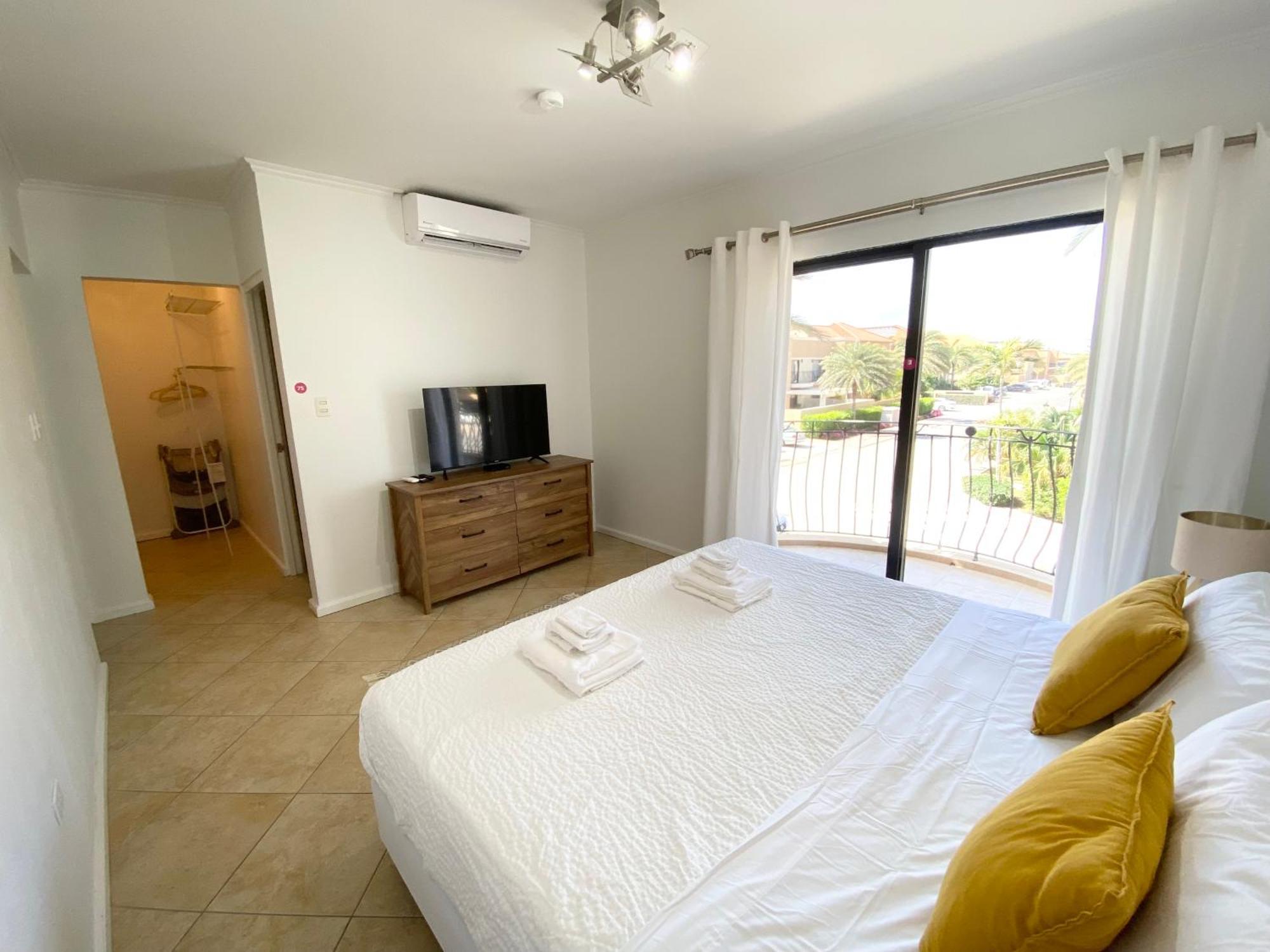 Casa Azure Aruba Villa Palm Beach Exterior foto