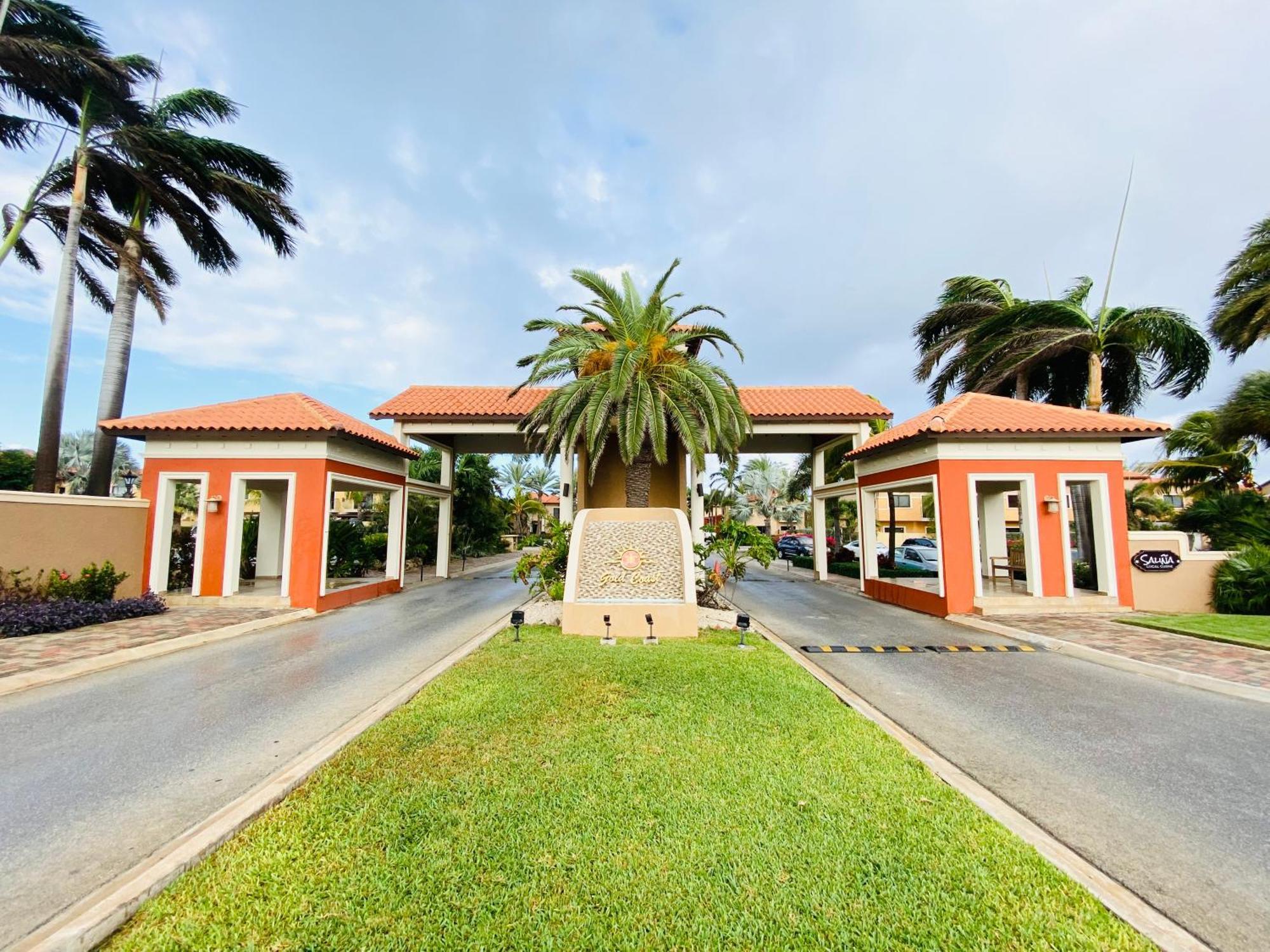 Casa Azure Aruba Villa Palm Beach Exterior foto